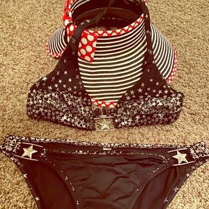 Victoria’s Secret swim bikini set